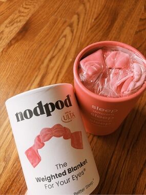 Nodpod Weighted Eye Blanket - Color Pink/Coral